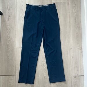 Walter Hagen navy golf pants - like brand new!